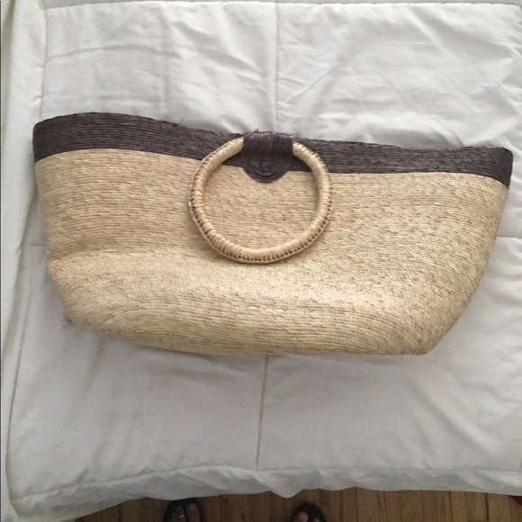 Handbags - Natural reed woven beach bag